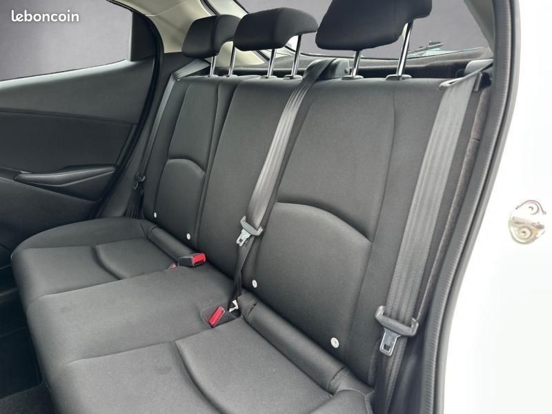 Mazda Mazda 2 1.5 e-SKYACTIV G M Hybrid 90ch Centre-Line 2023 (image 10)