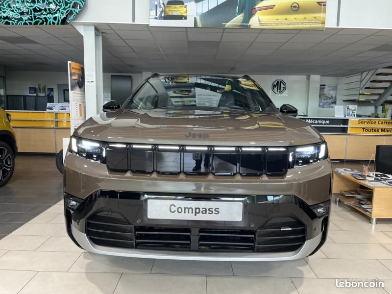 Jeep Compass Electrique 213ch 74kWh First Edition (image 2)