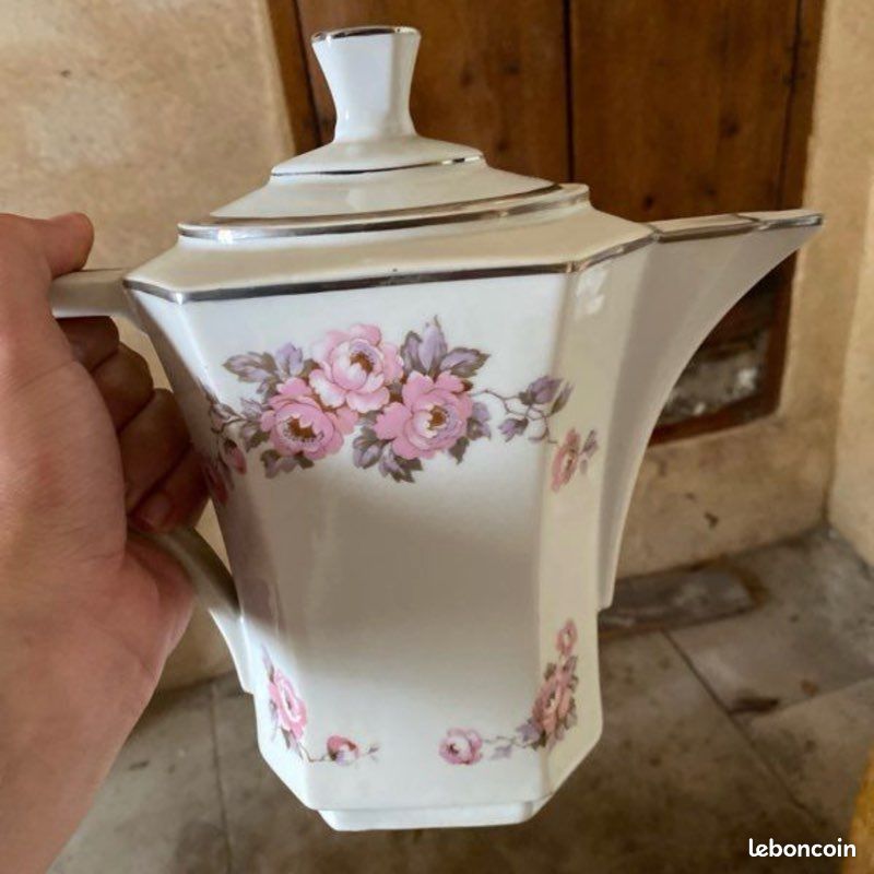 Service à Café Complet Limoges – Porcelaine Blanche – Très Bon état