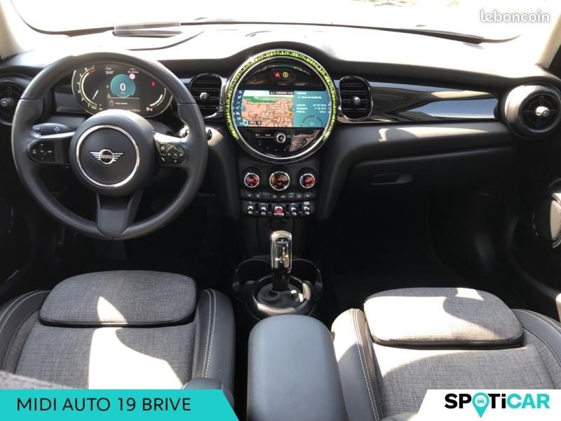 Mini Mini 5 Portes Cooper 136ch Edition Premium Plus BVA7 (image 8)