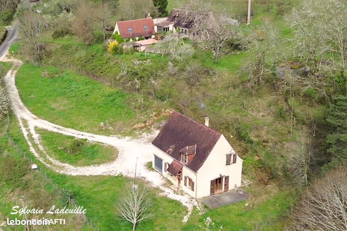 Propriété 5 pièces 110 m² - Les Eyzies 24620 (image principale 8)