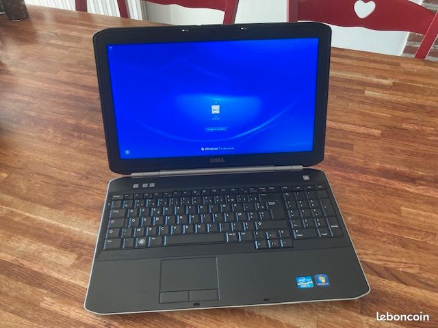 Pc portable dell latitude 5520 (image 1)