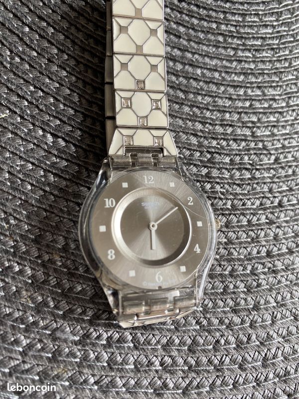Montre Swatch Skin Elegantly framed (image 6)