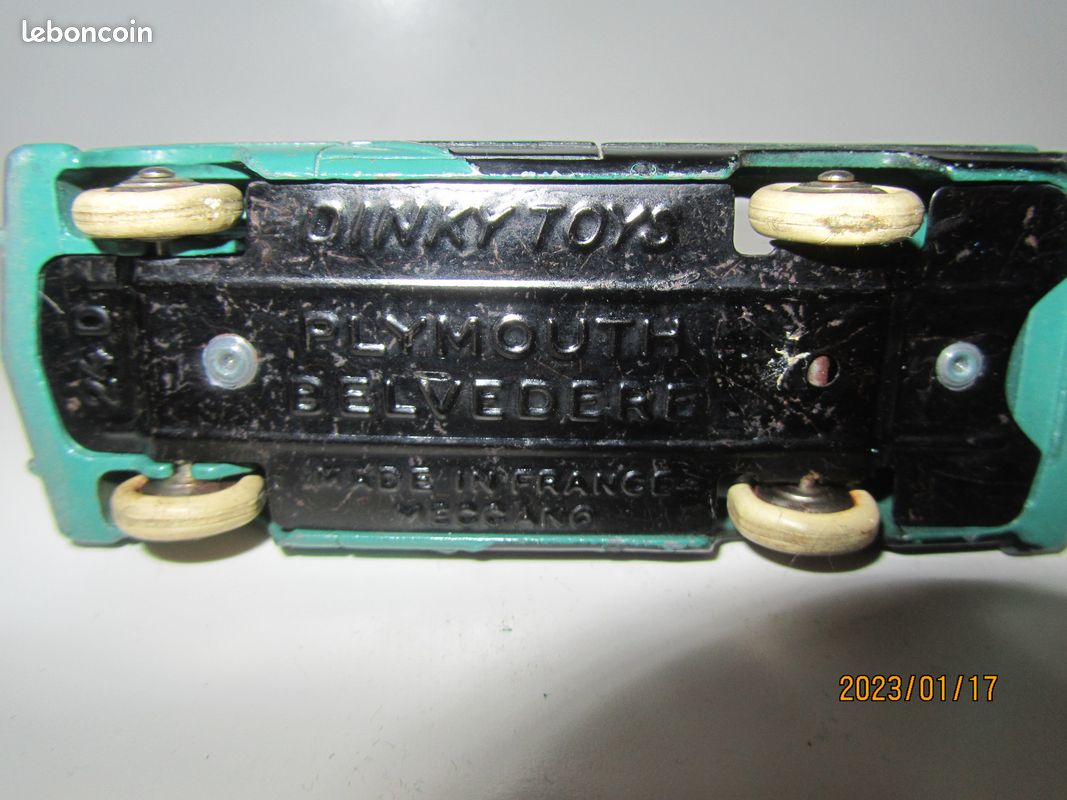 Dinky Toys PLYMOUTH BELVEDERE 24D Made in France