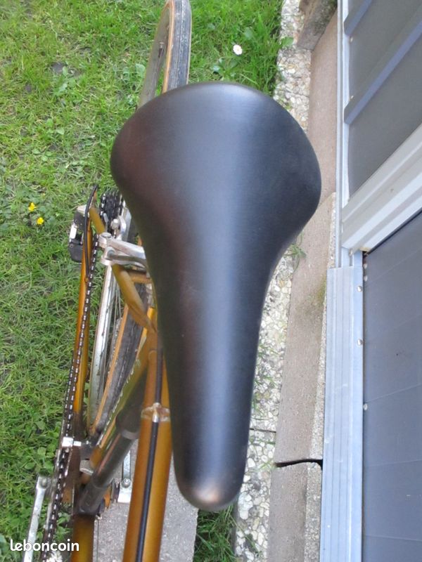 A SAISIR URGENT VELO DE COURSE HOMME VINTAGE "ST ETIENNE CYCLES" (Doré) (image 5)