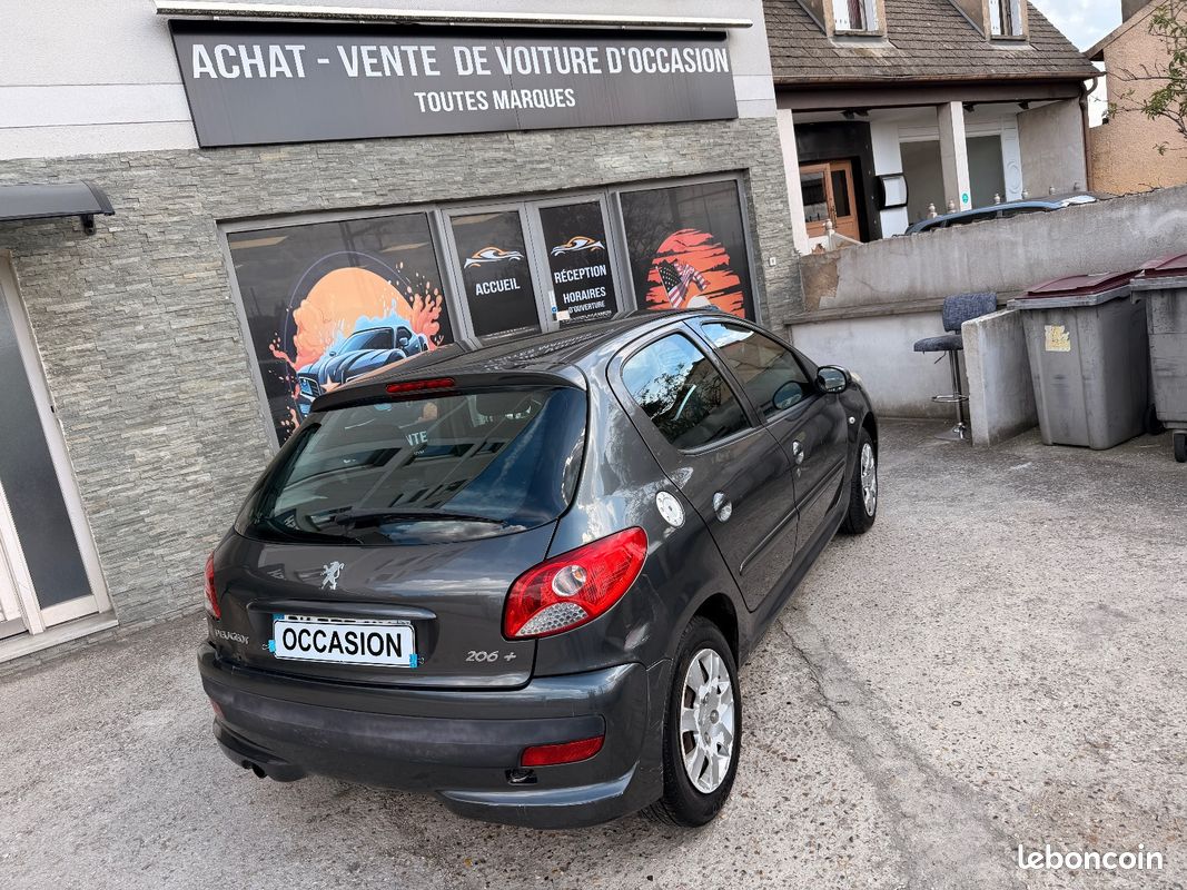 PEUGEOT 206+ 1.4 HDi 70ch BLUE LION Urban pack confort (image 4)