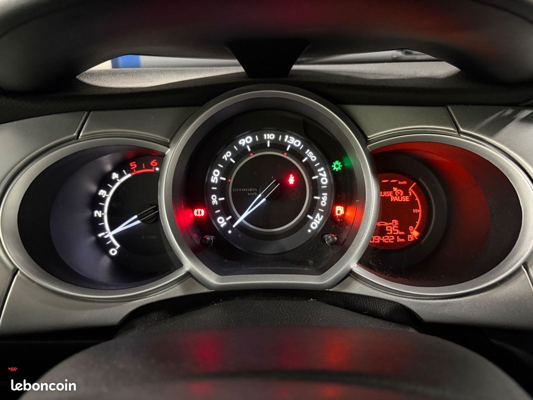 Citroën C3 1.6 HDi 92 Tendance confort (image 10)