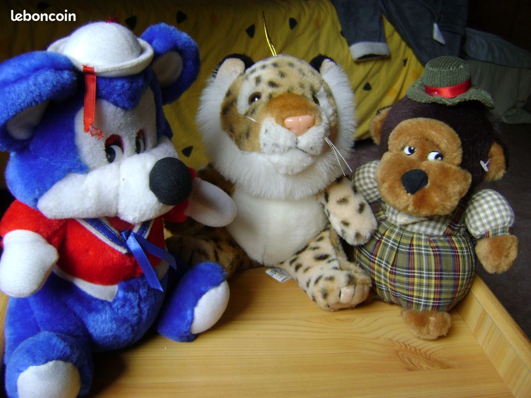 Lot de 3 peluches 25cm (ou à l'unité) (image 1)