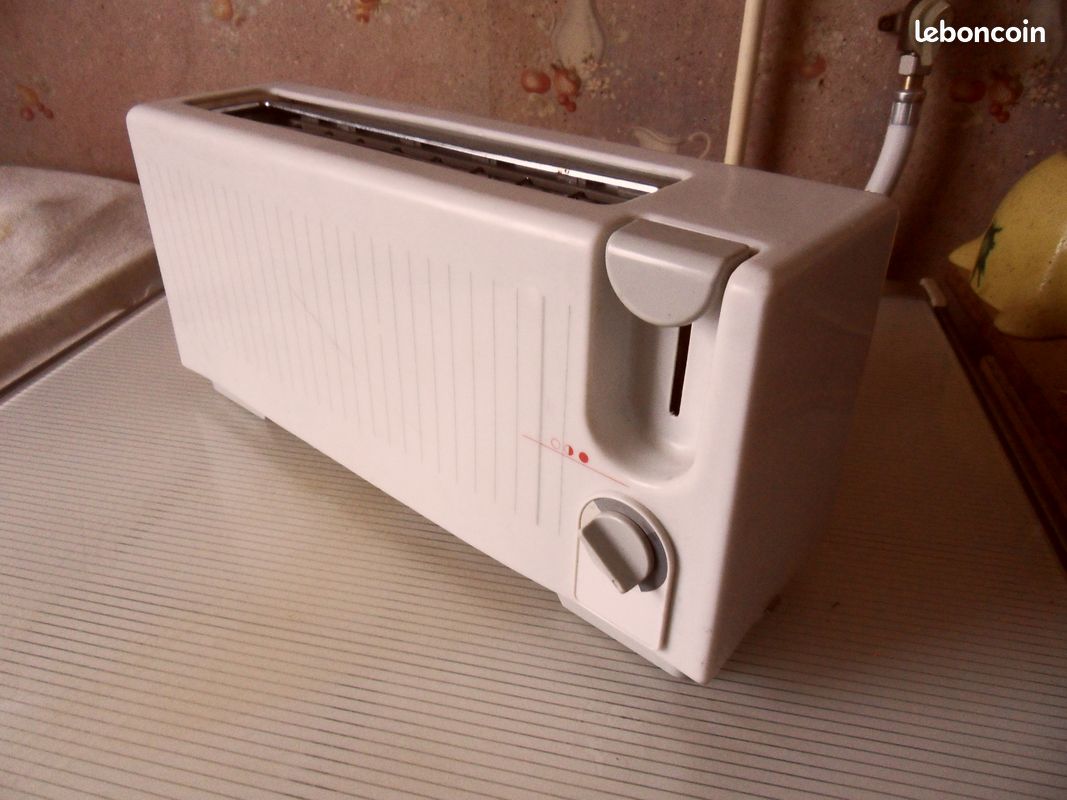Grille pain blanc (image 2)