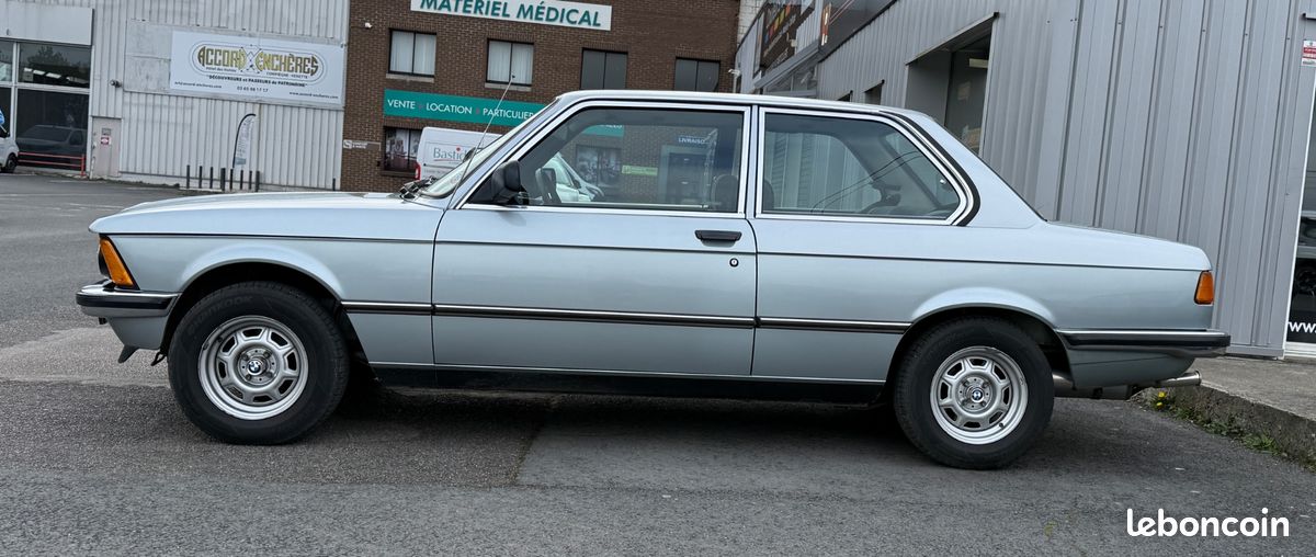 BMW Série 3 e21 323i coupe 143 ch - ENTRETIEN COMPLET - PONT AUTO BLOQUANT - BOITE 5 - SILENCIEUX SUPERSPRINT (image 3)