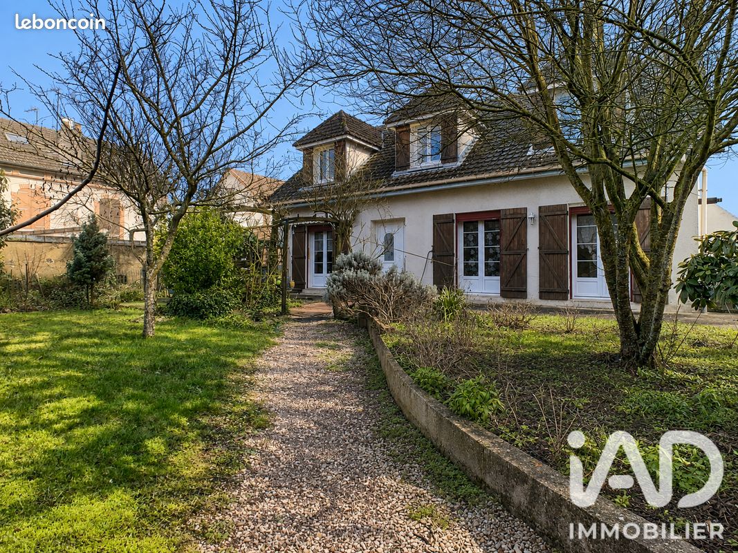 Maison 6 pièces 140 m² · à Sézanne · 140 m² · 219 000 €