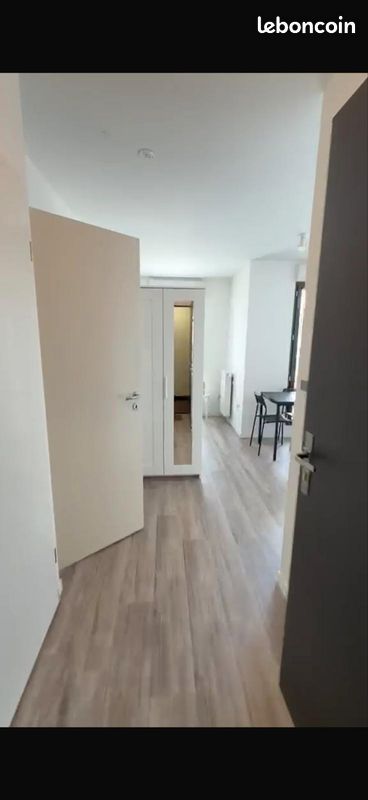 Appartement 2 pièces 48 m² · à Saint-Cyr-l'École · 48 m² · 1 300 €/mois