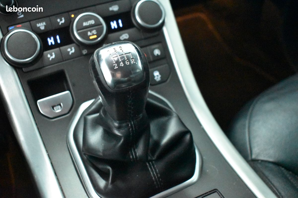 Land-rover RANGE ROVER EVOQUE 2.0 TD4 150 SE DYNAMIC 4X4 MARK VI (image 22)