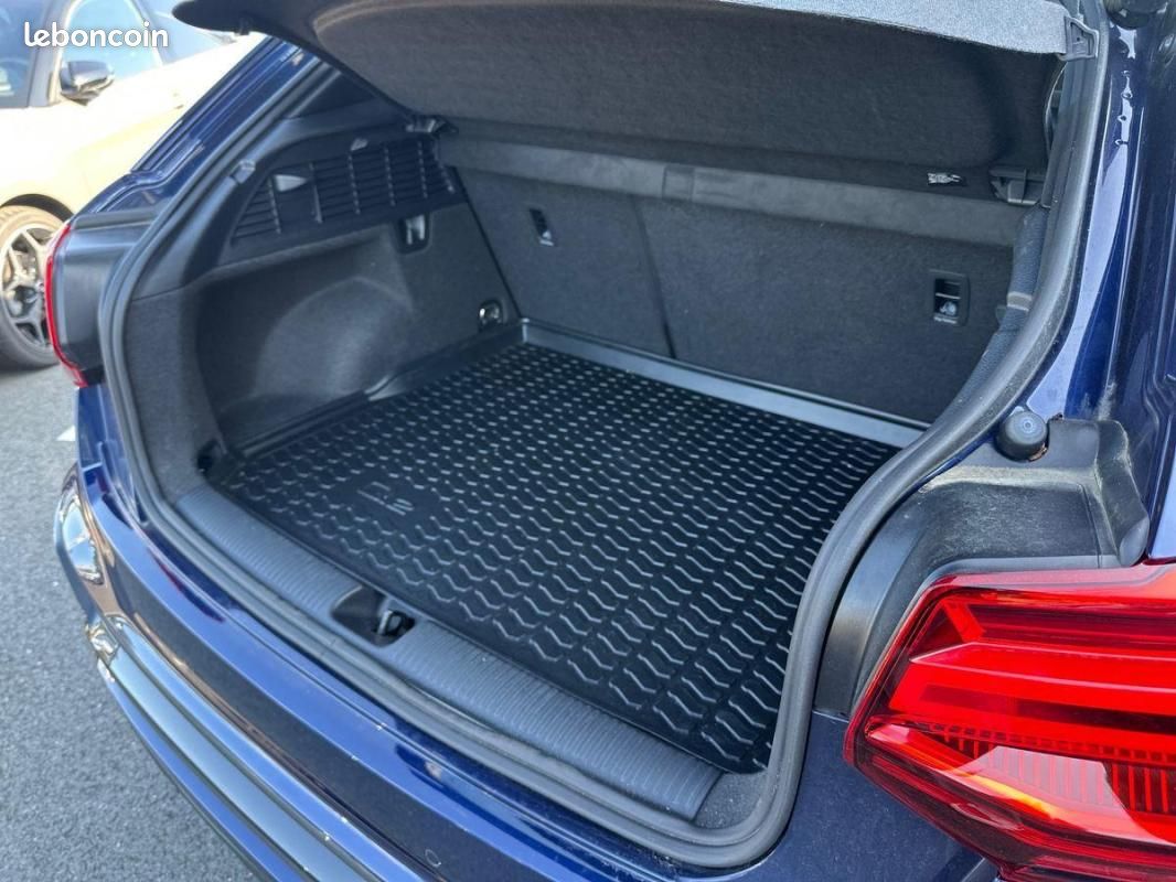 Audi Q2 35 TFSI 150 S tronic 7 S line (image 32)