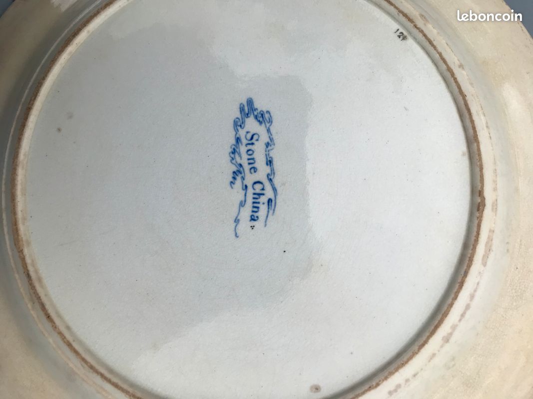 Assiette en terre de fer (image 2)