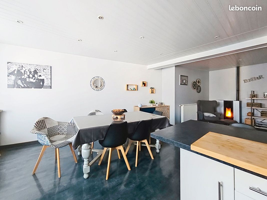 Maison 8 pièces 170 m² · à Saint-Maurice-de-Lignon · 170 m² · 182 000 €