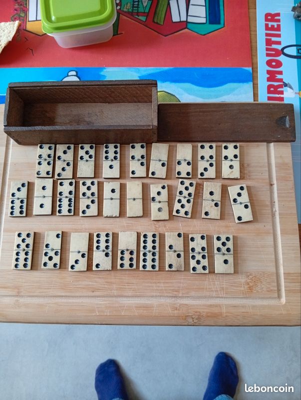 ANCIEN JEU DE Domino En Bois Avec Malette EUR 25,00 - FR