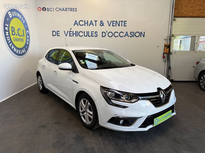 Renault MEGANE IV 1.5 BLUE DCI 115CH BUSINESS (image 9)