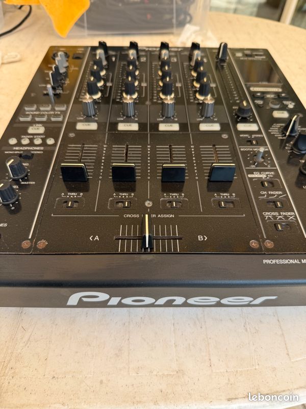 Pack Pioneer 2x CDJ-2000 Nexus + table de mixage DJM-900 Nexus (image 2)