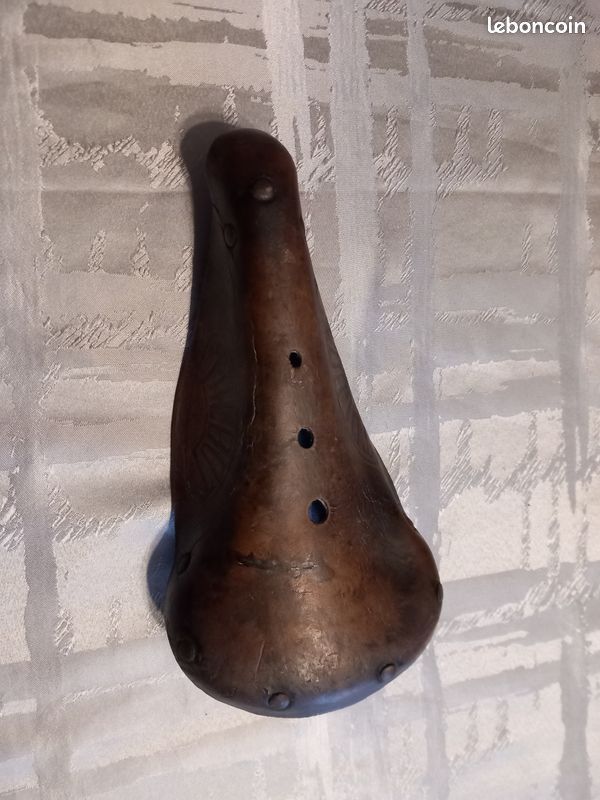 ANCIENNE TRÈS JOLIE selle de vélo en cuir Original - Marque Henri Gauthier 2 EUR 66,00 - FR