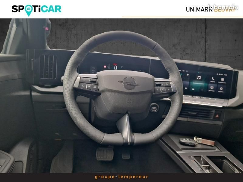 Opel Astra 1.2 Turbo Hybrid 145ch Ultimate e-DCT 6 (image 12)