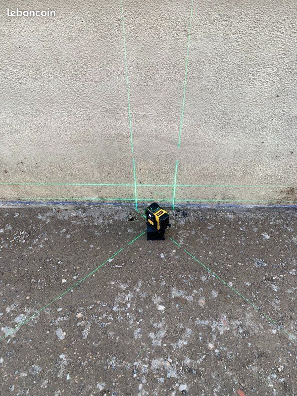 Professional Niveau Laser Autonivelant 360° X 4, Lazer Niveaux Chantier 4d 16 Lignes Laser, Mode Impulsion ExtéRieur, 2 X Batterie,Nivellement Automatique, Support Rotatif, TéLéCommande (image 15)