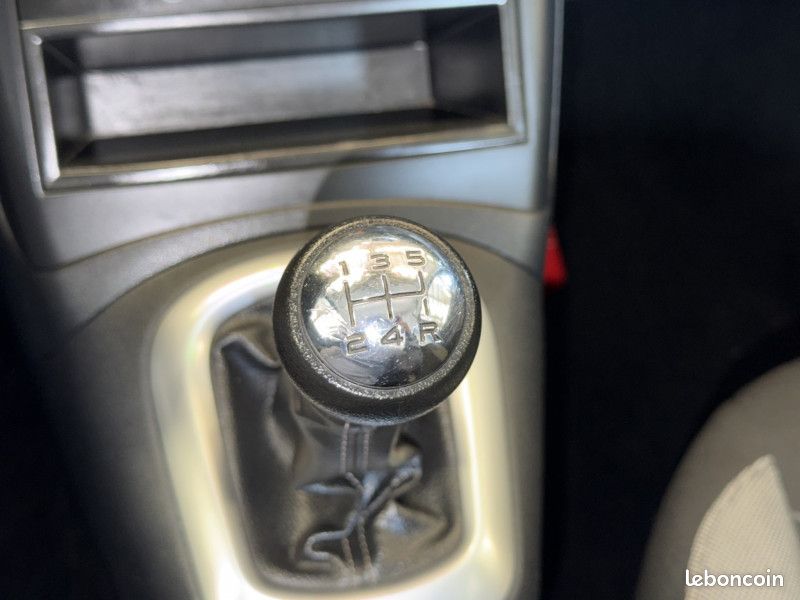 Citroen C3 PICASSO 1.6 HDI90 CONFORT à partir de 146,90 /mois (image 24)