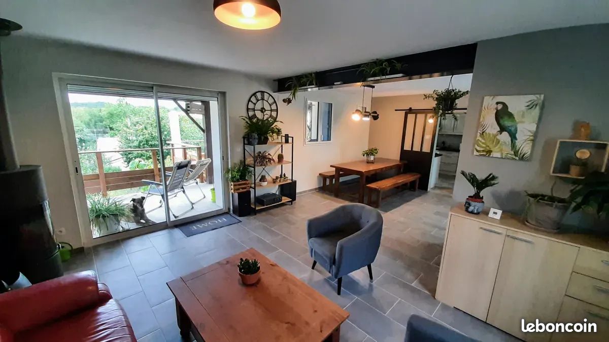 Maison 1 pièce 12 m² · à Soyaux · 12 m² · 390 €/mois