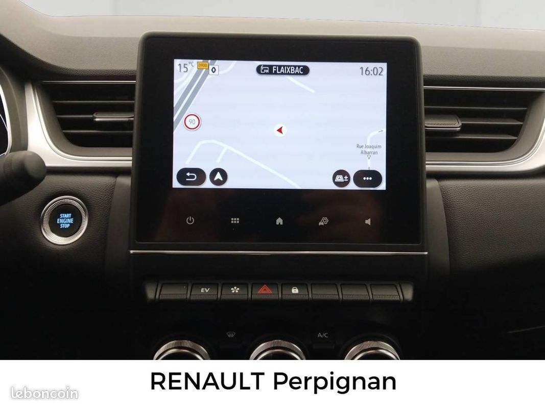 RENAULT Captur E-Tech 145 - 21 Intens (image 17)