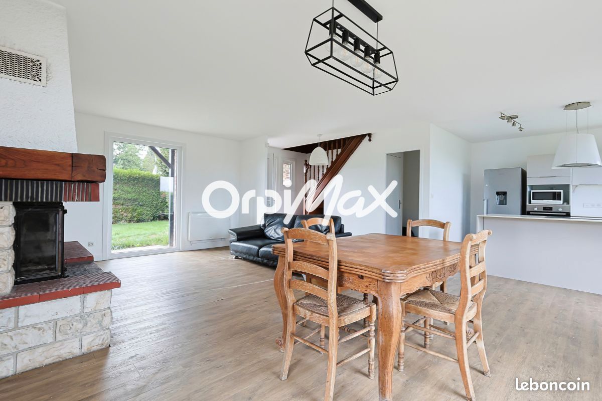 Maison 6 pièces 129 m² · à Linselles · 129 m² · 449 990 €