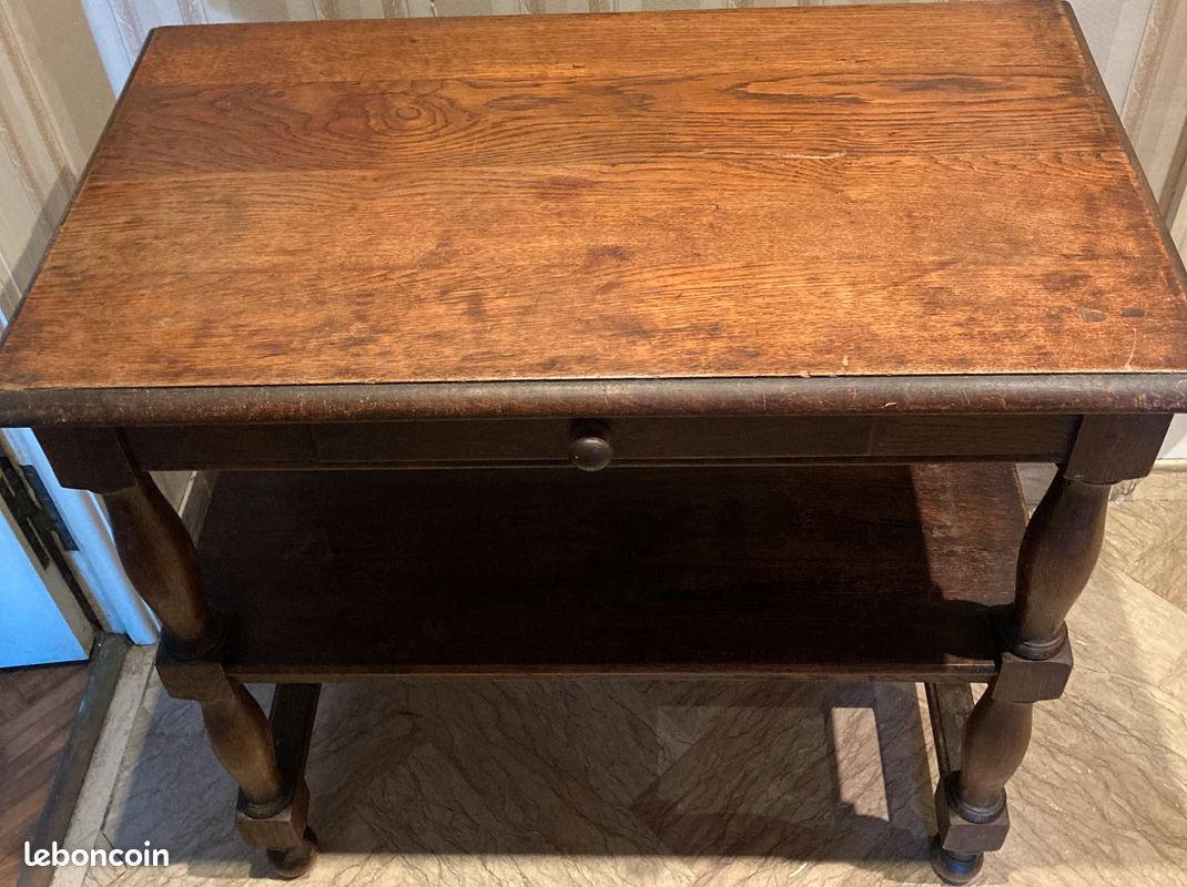 Table de style Louis XIV, en noyer massif , XVIIIe siècle (image 6)