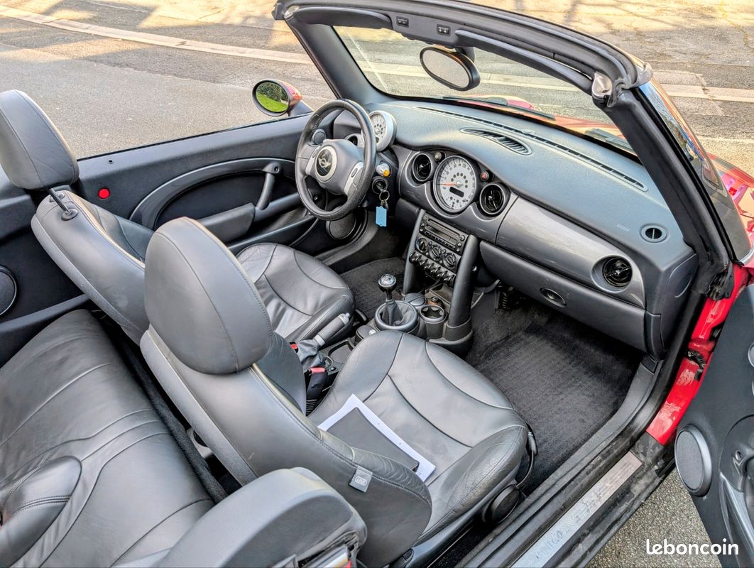 Mini Cooper Cabriolet (image 4)
