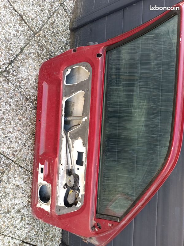 Poignée De Porte Pour Peugeot 106 Phase 1 Essence 3 Portes 1995 - Occasion - Noir