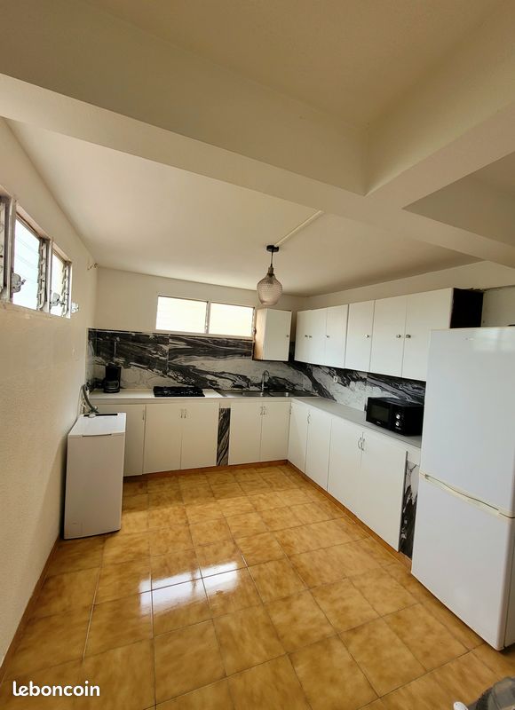 Appartement 2 pièces 50 m² · à Schoelcher · 50 m² · 900 €/mois