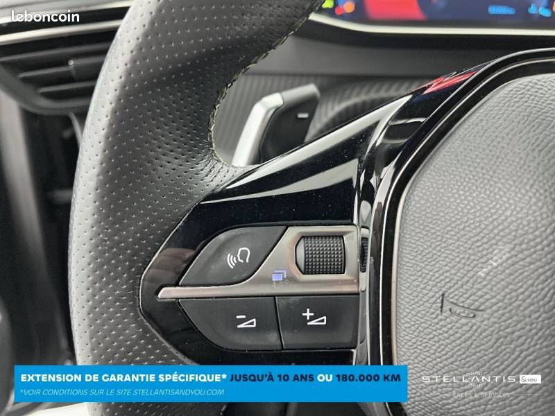 Peugeot 208 PureTech 100 S&S EAT8 GT (image 19)