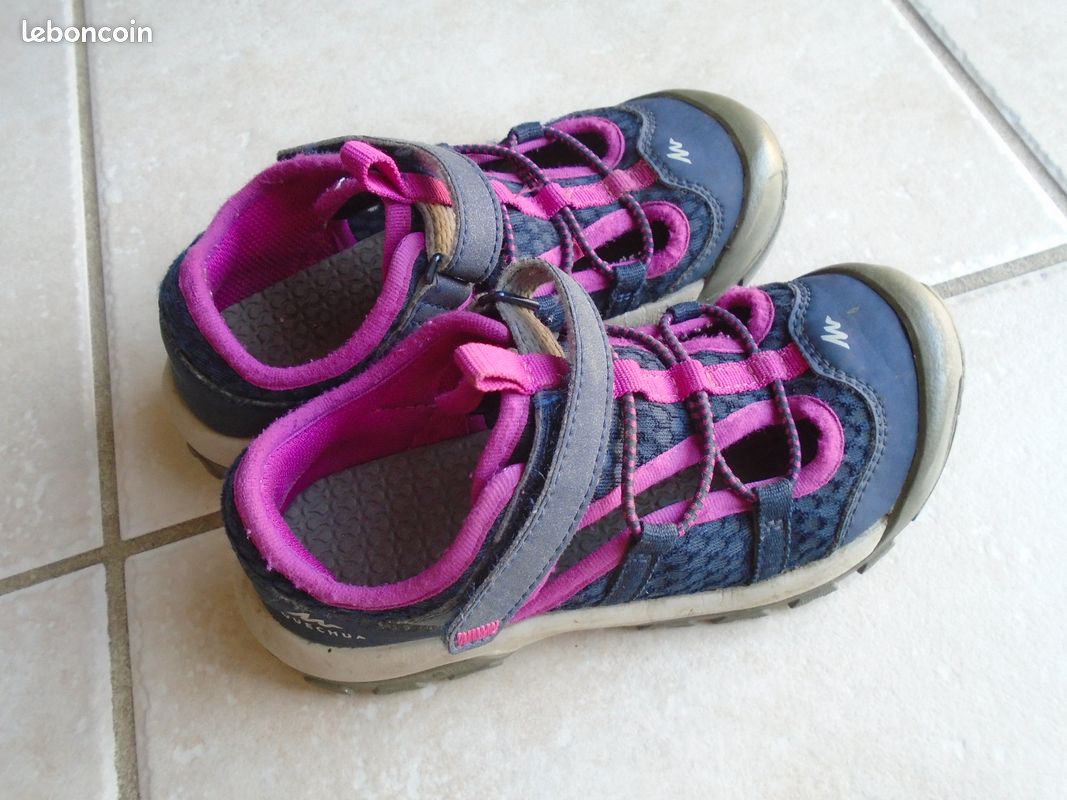 Chaussures sandales d'été à scratchs taille 30 marque quechua état neuve (image 5)