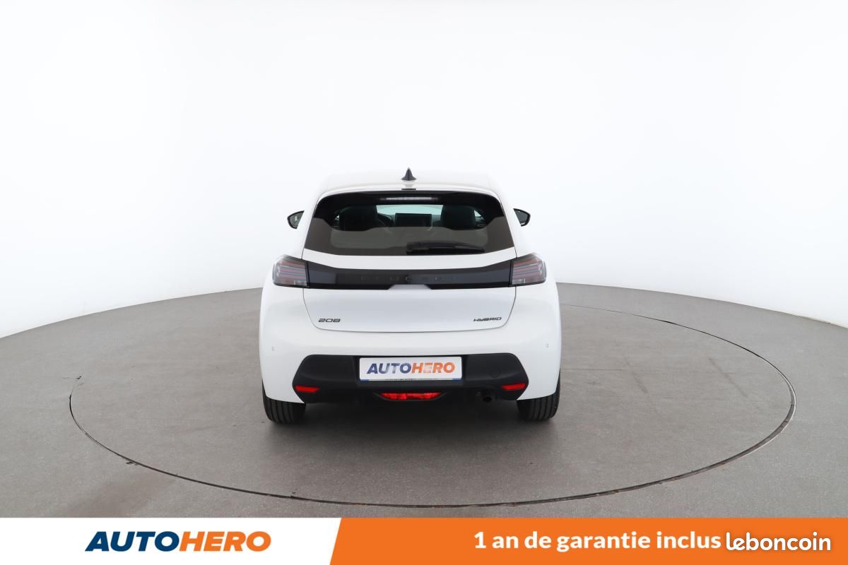 Peugeot 208 1.2 Hybrid Style e-DCS6 100 ch (image 12)