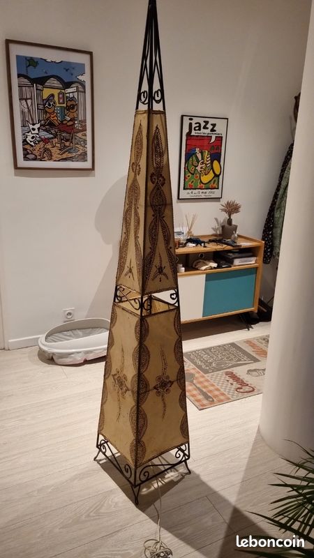 Lampadaire oriental (image 1)