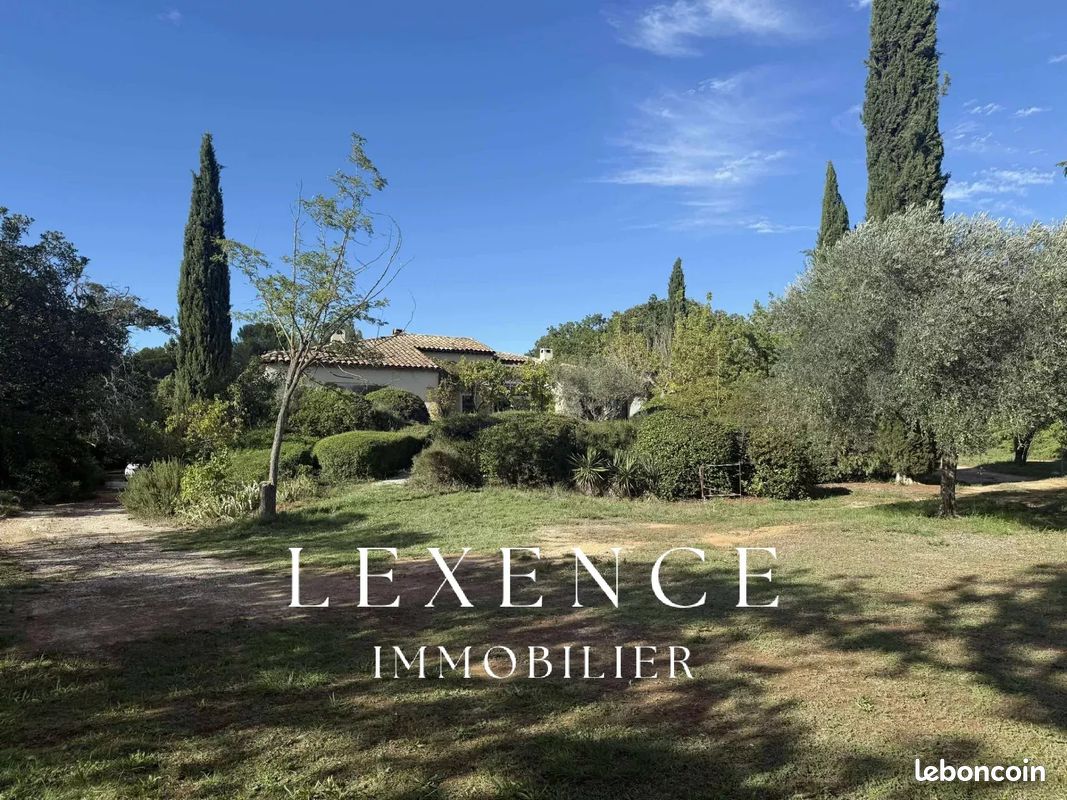 Maison 7 pièces 323 m² · à Aix-en-Provence · 323 m² · 1 150 000 €
