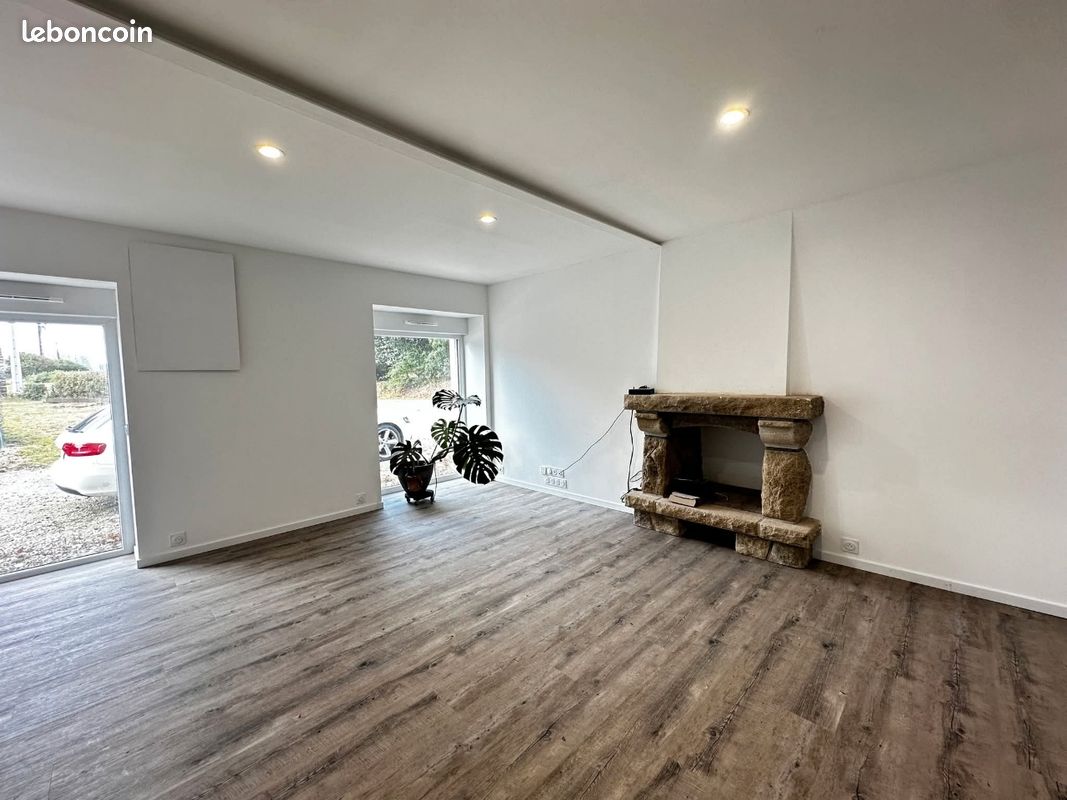 Maison 8 pièces 142 m² · à Saint-Glen · 142 m² · 230 000 €