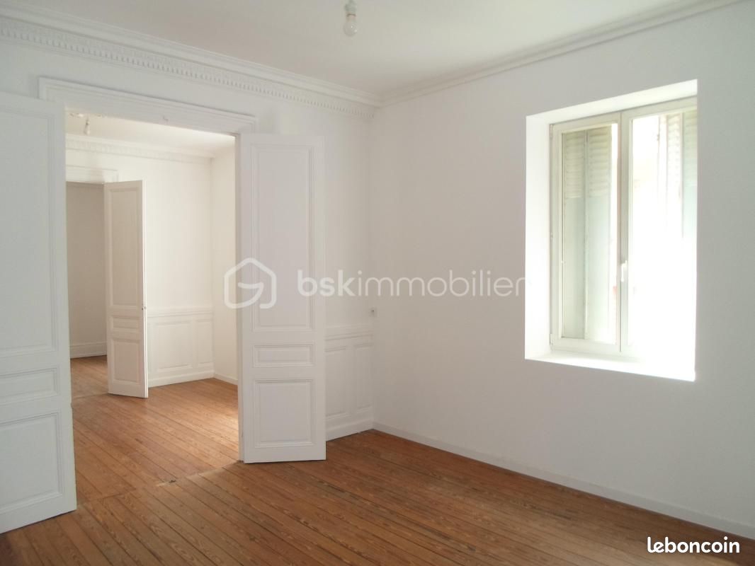 Appartement 6 pièces 130 m² · à Belfort · 130 m² · 1 090 €