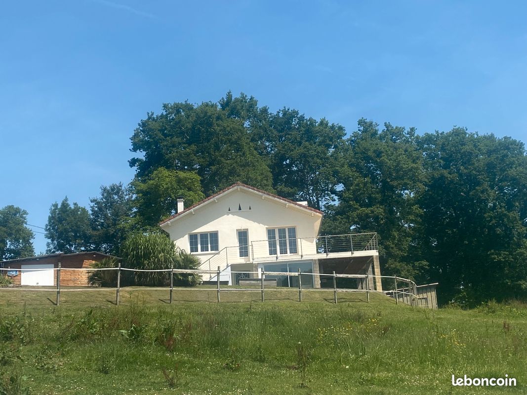 Maison 5 pièces 120 m² · à Gan · 120 m² · 328 888 €