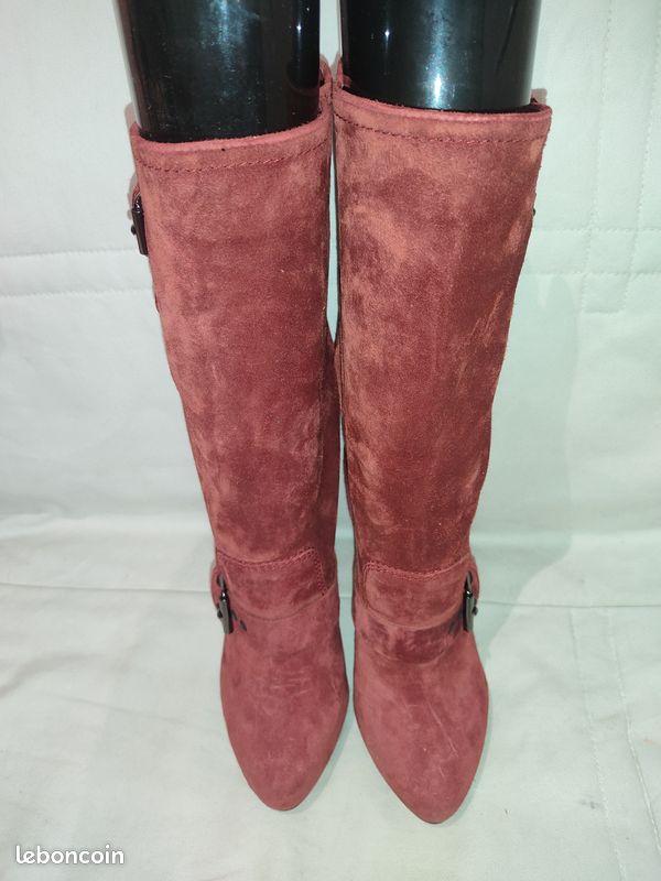 Bottines christian louboutin daim rouge - neuves - 39 (image 4)