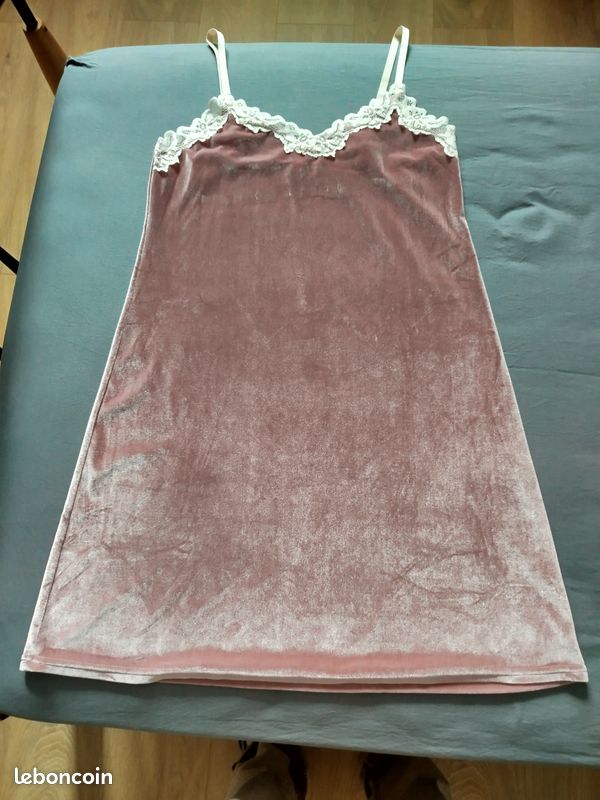 Vêtements divers (image 2)