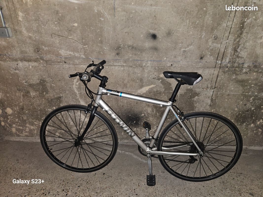 Vélo BTWIN FTT 300 (image 1)