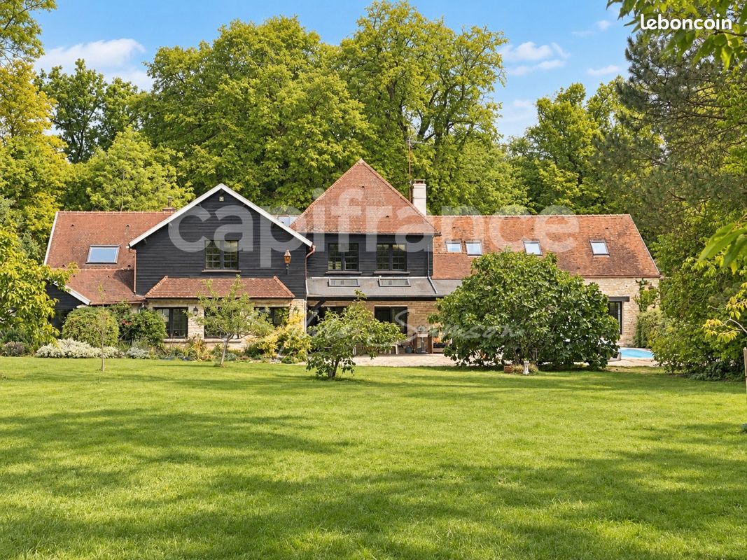 Maison 11 pièces 549 m² · à Goussonville · 549 m² · 1 090 000 €