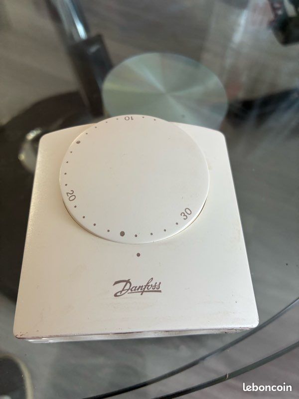 Thermostat (image 1)