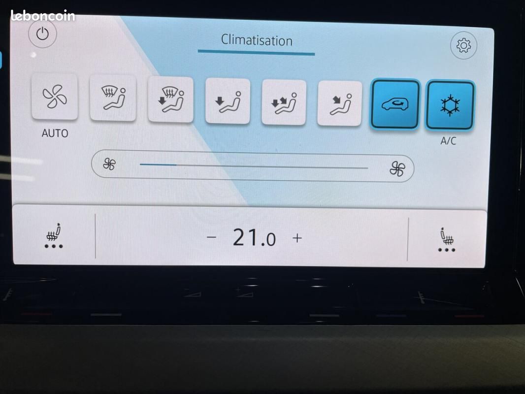Volkswagen Golf VIII 2.0 TDI 115 LIFE GPS CARPLAY VIRTUAL COCKPIT (image 6)