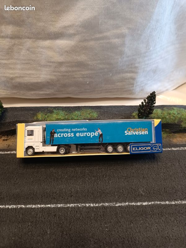 Renault Trucks Magnum 4 1/43ème Eligor 5001901345 - Modélisme