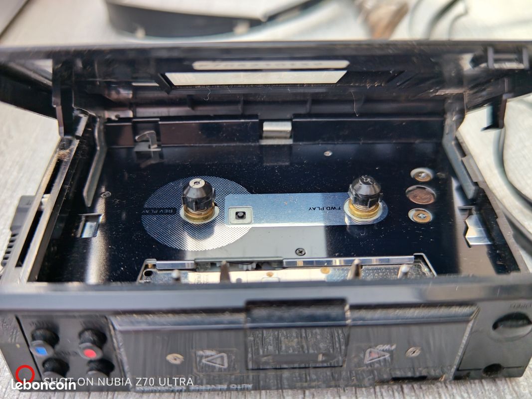 AIWA HS-TA163 Walkman Baladeur AM/FM Stereo Cassette Player Vintage